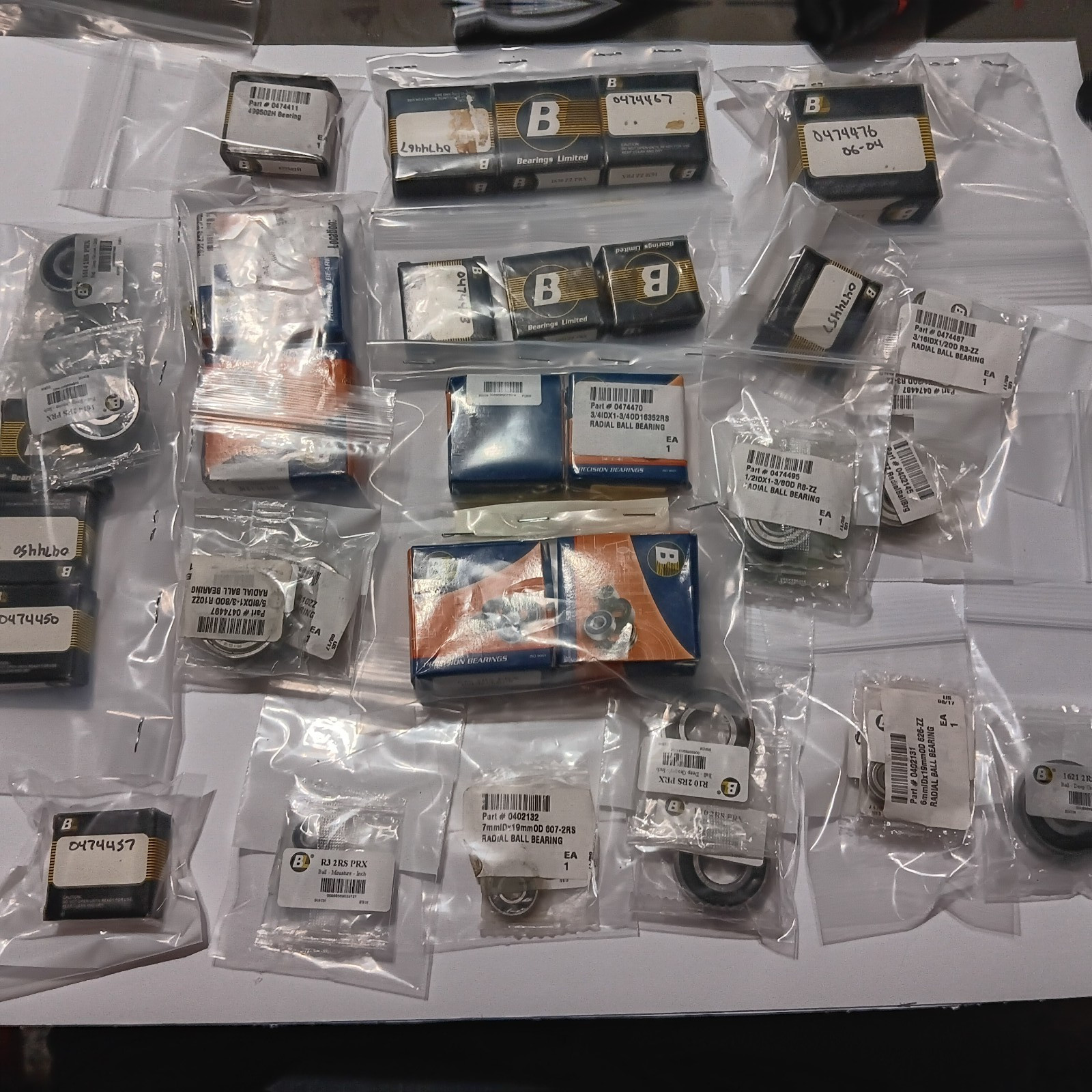 RADIAL BEARING ASSORTMENT 38 PIECES