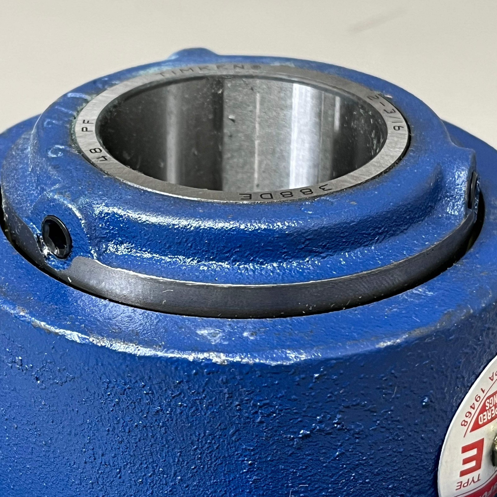 ROYERSFORD Type E Bearing 2 3/16 Square Flange 4-Bolt Tapered Rollers 20-05-0203
