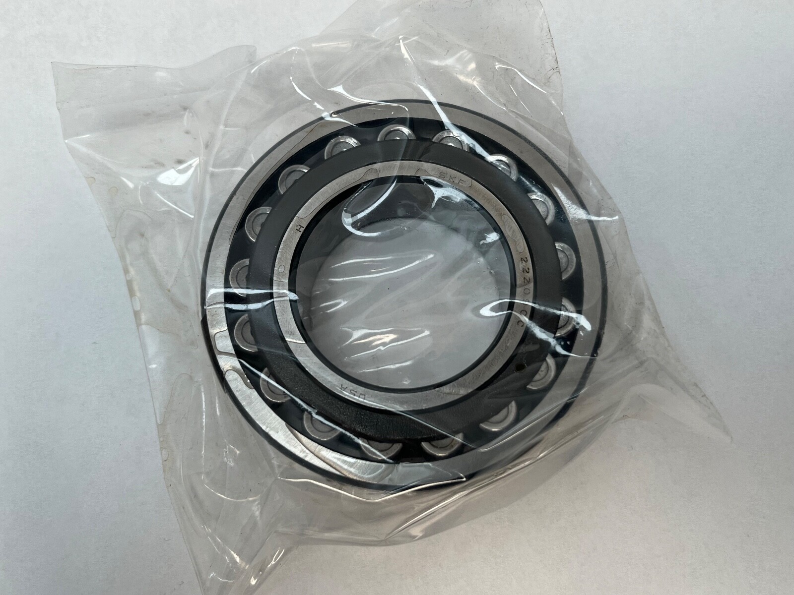 SKF 22209-CJ-W33 Spherical Bearing 45x85x23 mm 22209 CC/CJ/C W33 USA