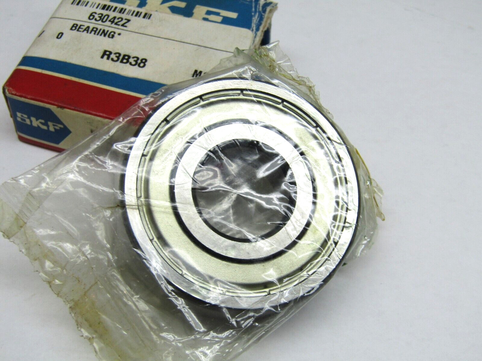 SKF 6304-2Z JEM 20mm X 52mm X 15 mm Shielded Bearing
