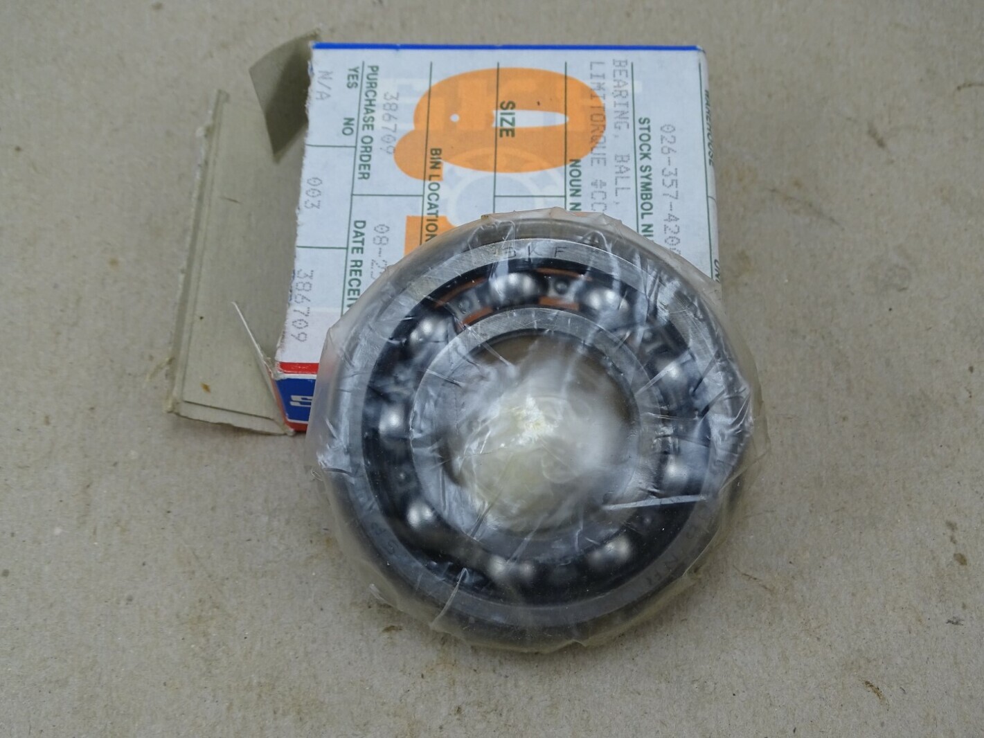 SKF Ball Bearing , 6206 NR/QE6