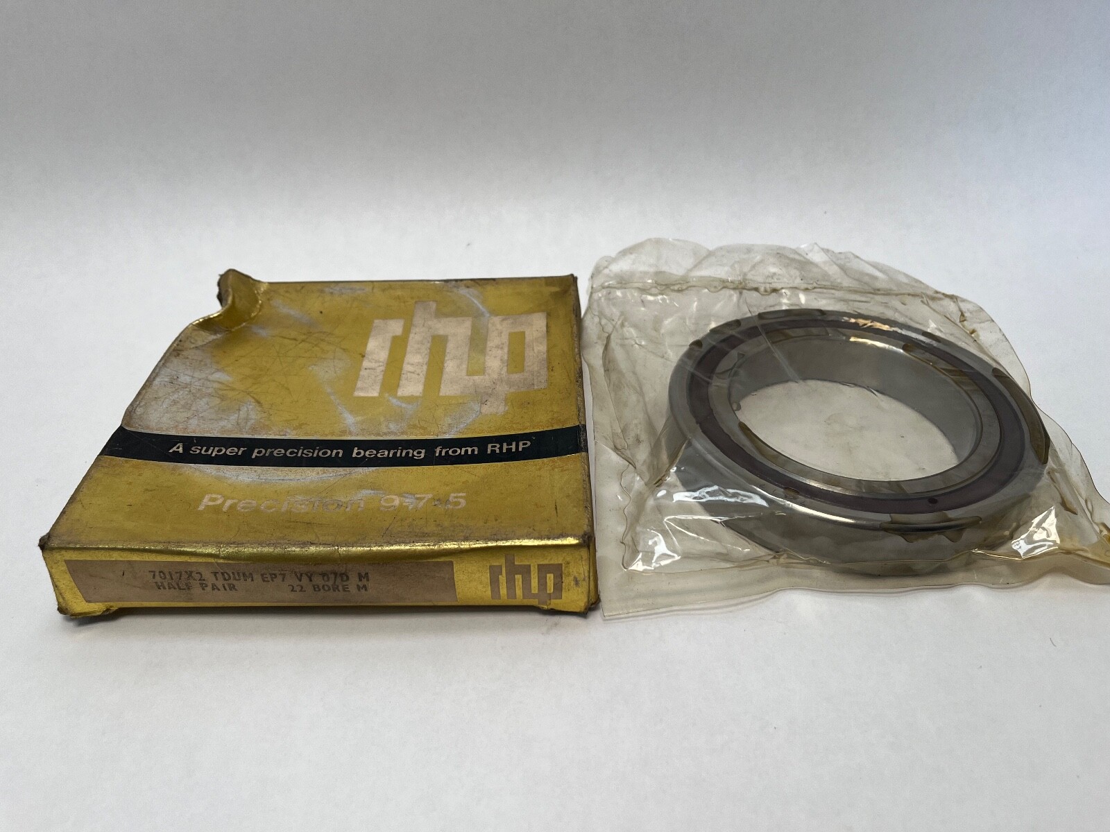 RHP 7017CTDULP4-1/2PR Bearing 85x130x22 mm 7017C 7017-C-T-DUL-P4 England