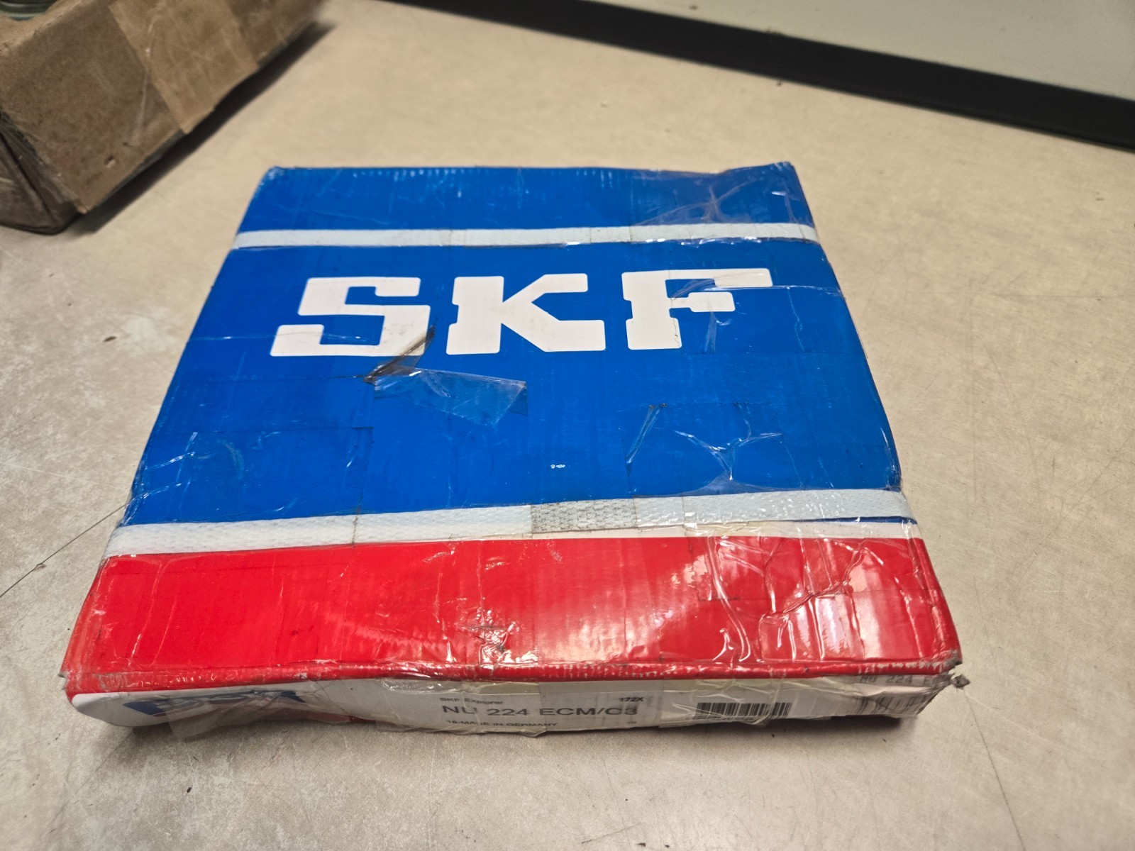SKF NU224 ECM/C3 120x215x40mm Bearings Still Sealed! SKF Explorer