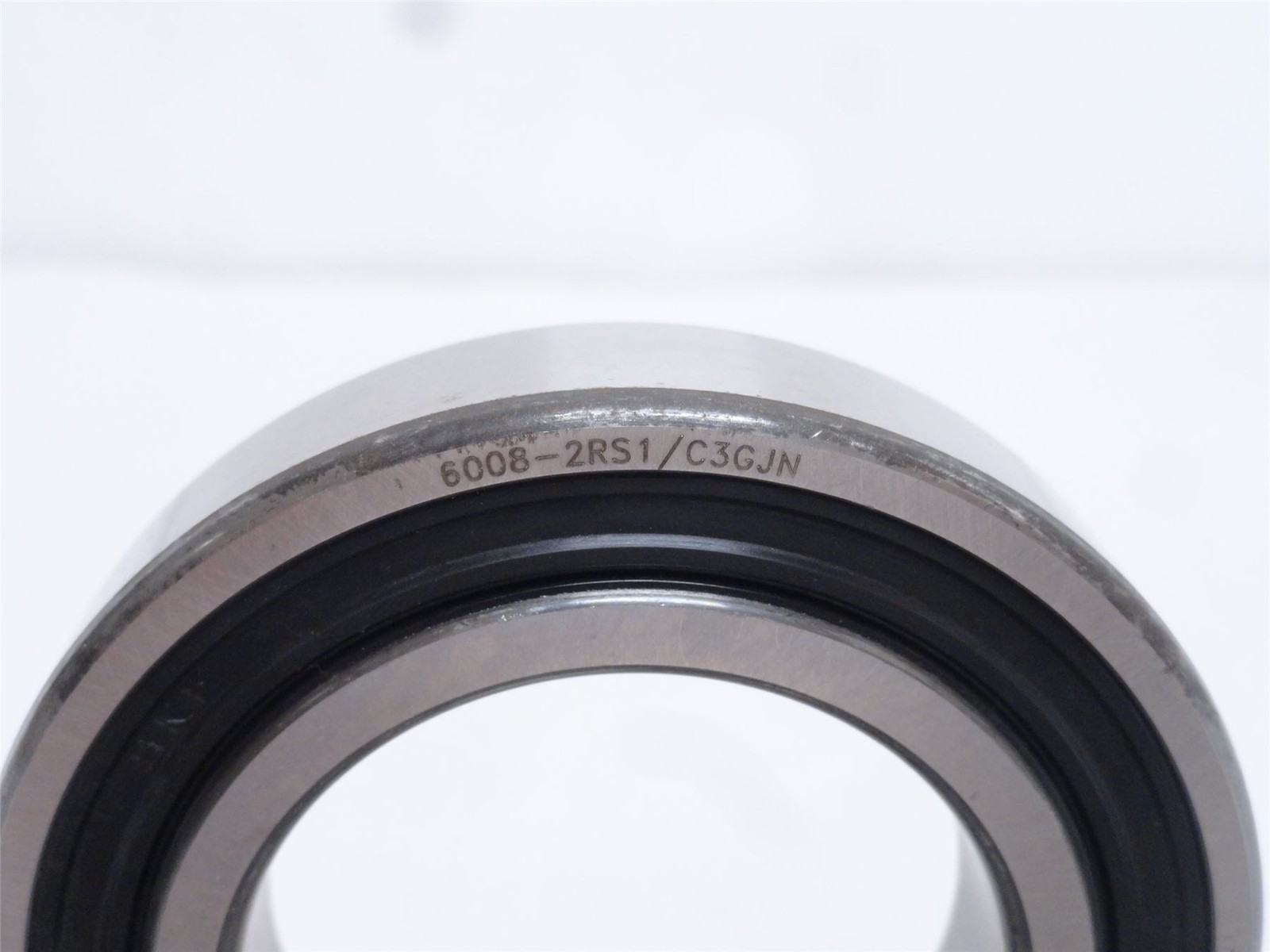 244504 Old-Stock; SKF 6008-2RS1/C3GJN Ball Bearing 40mmID x 68mmOD x 15mm Wide