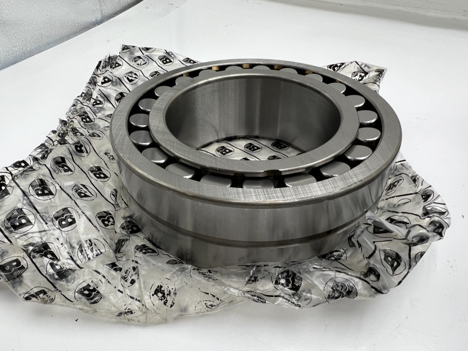 Genuine BL Double Row Spherical Roller Bearing 23120 CAM/C3W33 Silver