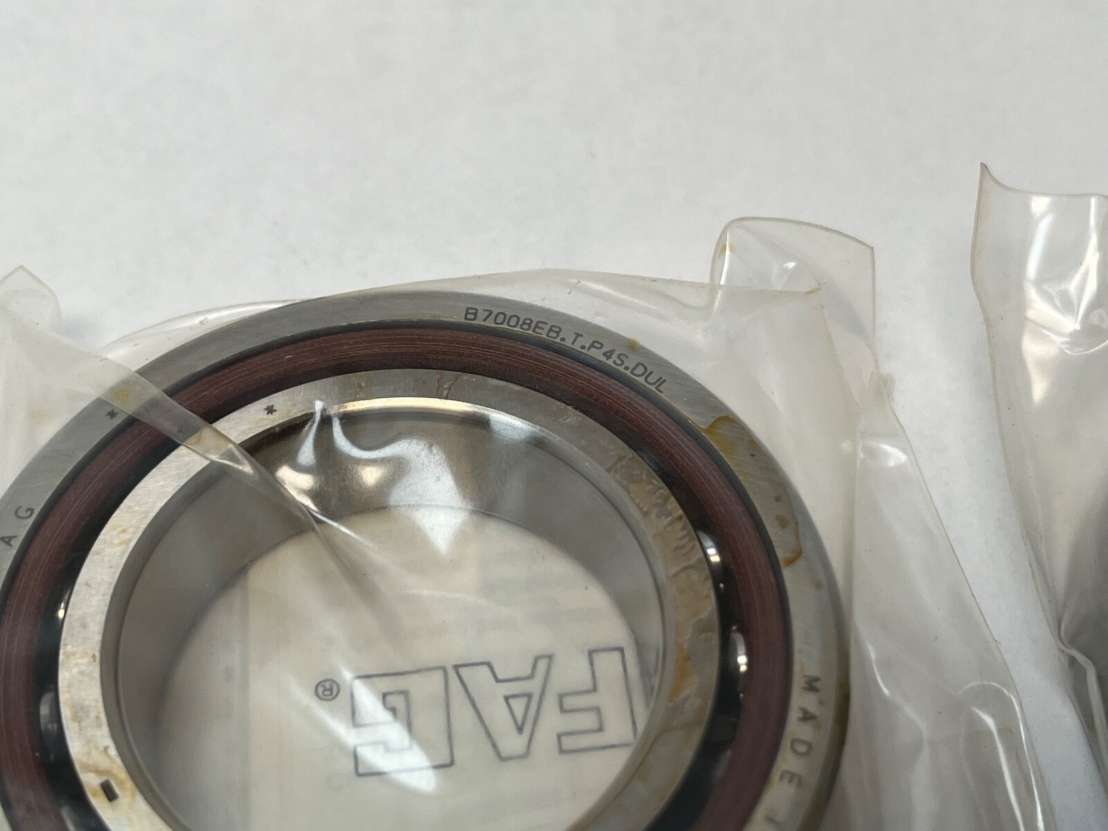 FAG B7008EB.T.P4S.DUL Bearing 40x68x15 mm 7008E B-7008-EB-T-P4S-DUL USA 2 Pcs