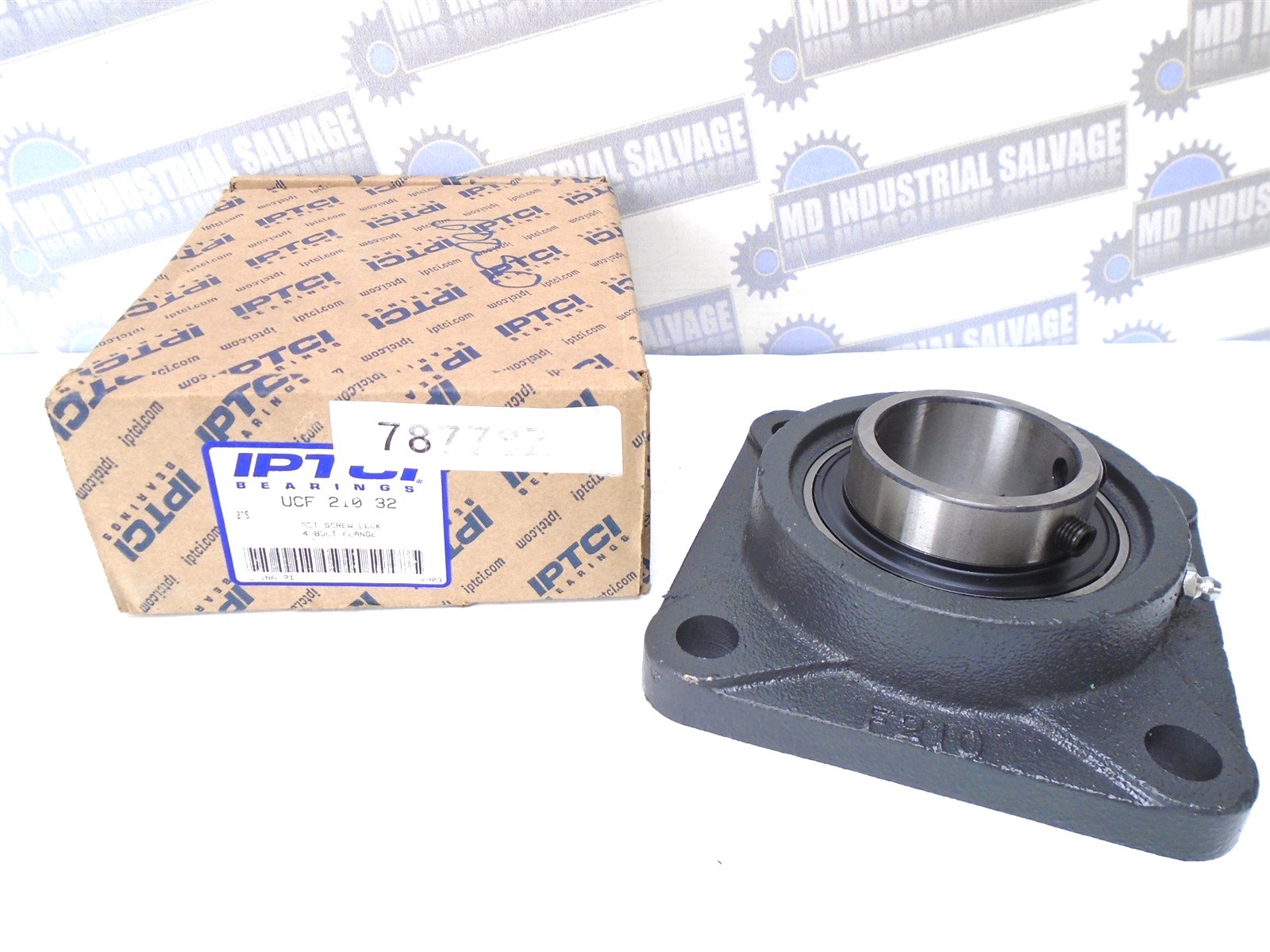 IPTCI – UCF210-32 – 2 in. Flange Mount BALL BEARING – (NEW in BOX)