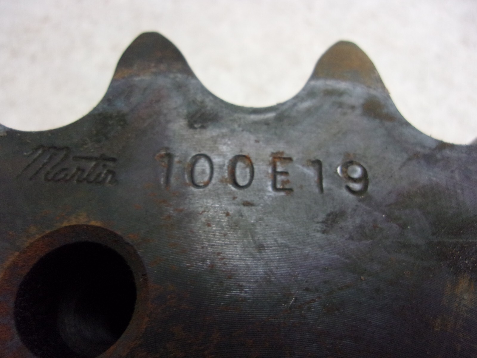 MARTIN SPROCKET AND GEAR 100E19H SPROCKET 2-3/4″ BORE 100 CHAIN HARDENED, F0757