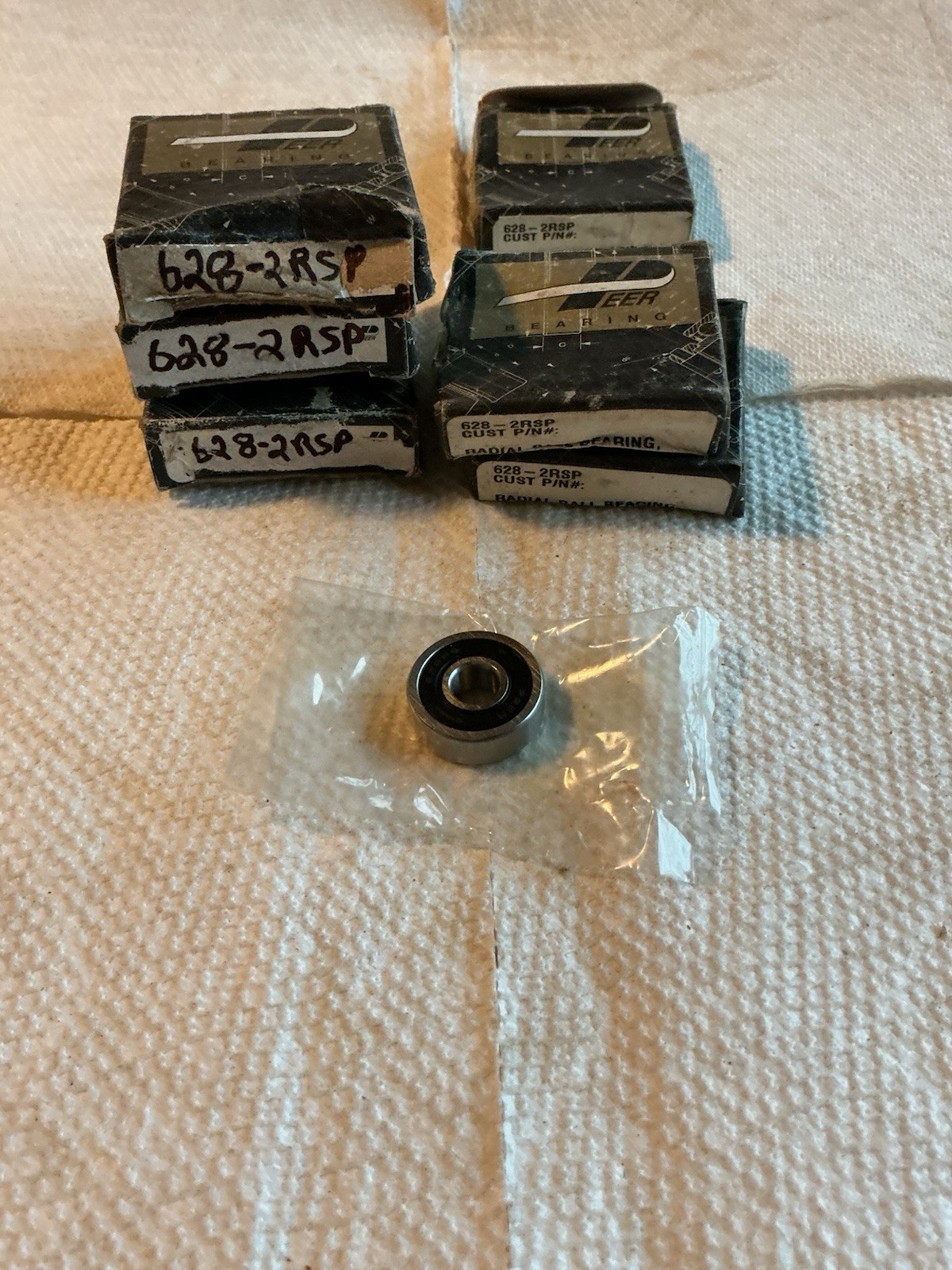 (6) PEER # 628-2RSP / RADIAL BALL BEARING (RUBBER SEALS).
