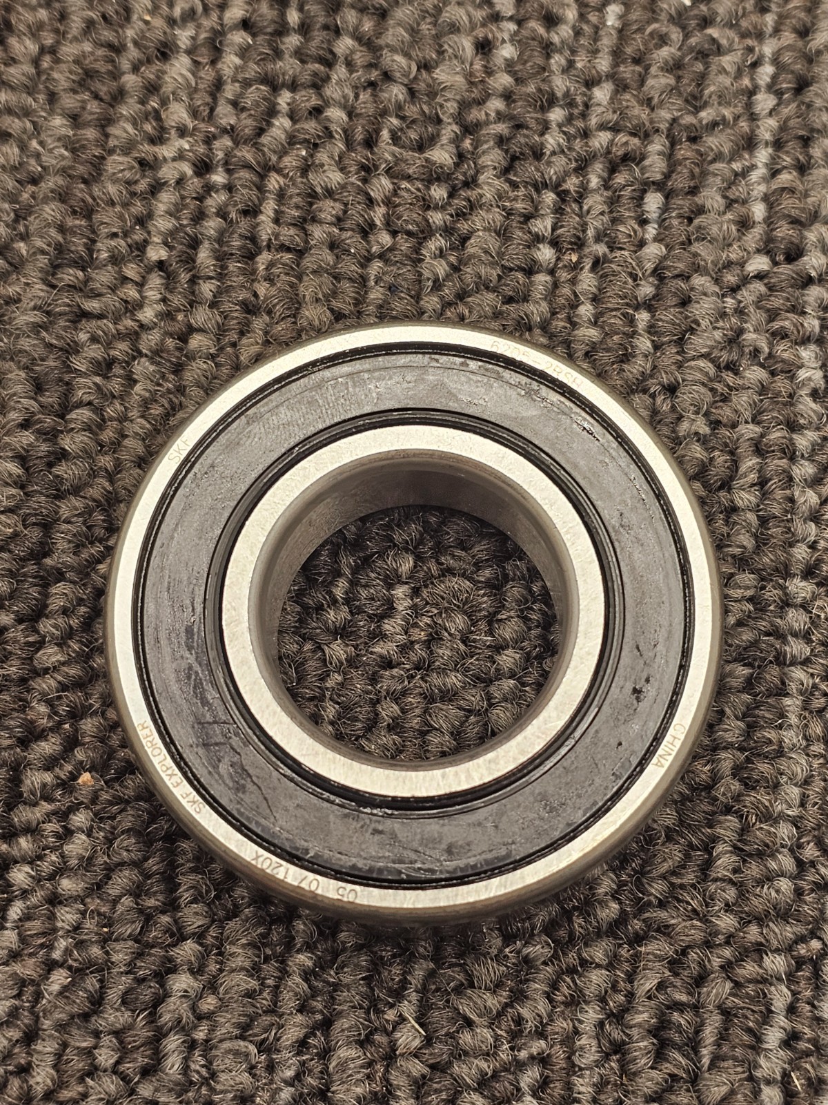 (QTY 2) SKF 6205-2RSH Deep Groove Ball Bearing 25mm x 52mm x 15mm