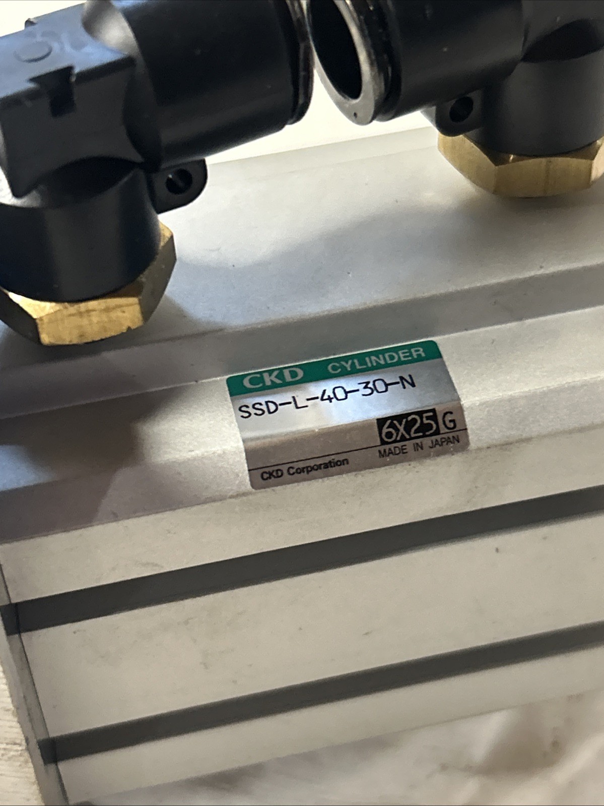Sankyo Oilless Industry Removable punch retainer SHPUG70-L-Lhc. Ssd-l-40-30-n.