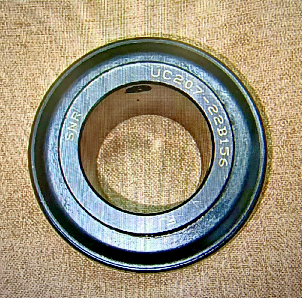UC207-2B156 NTN-SNR Premium Spherical Bearing 35mm Bore RSR Seal (Made In Japan)