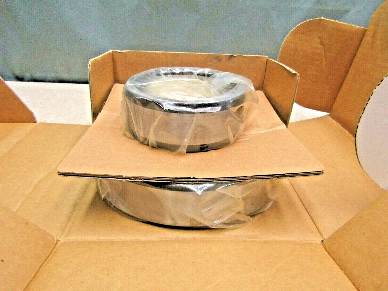 NSK Japan NU317M C3 85mm X 180mm X 41mm Cylindrical Roller Bearing