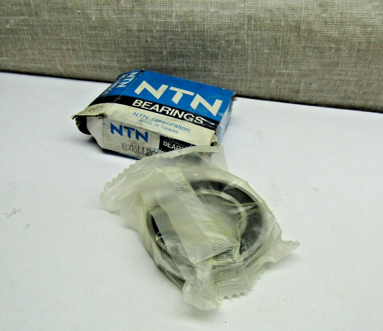 NTN 6005LLB C3 25mm X 47mm X 12mm Sealed Bearing