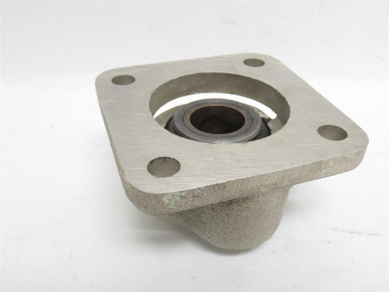 234762 Old-Stock; MFG- BGI-64-1001 Bronze Sleeve Flange Bearing; 1″ID; 4-Bolt