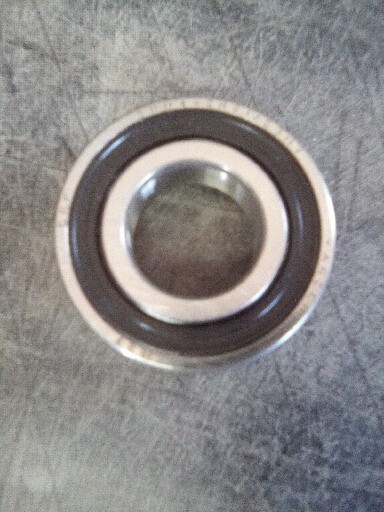 SKF 6004-2RS1/C3HT Single Row Ball Bearing New – Old Stock