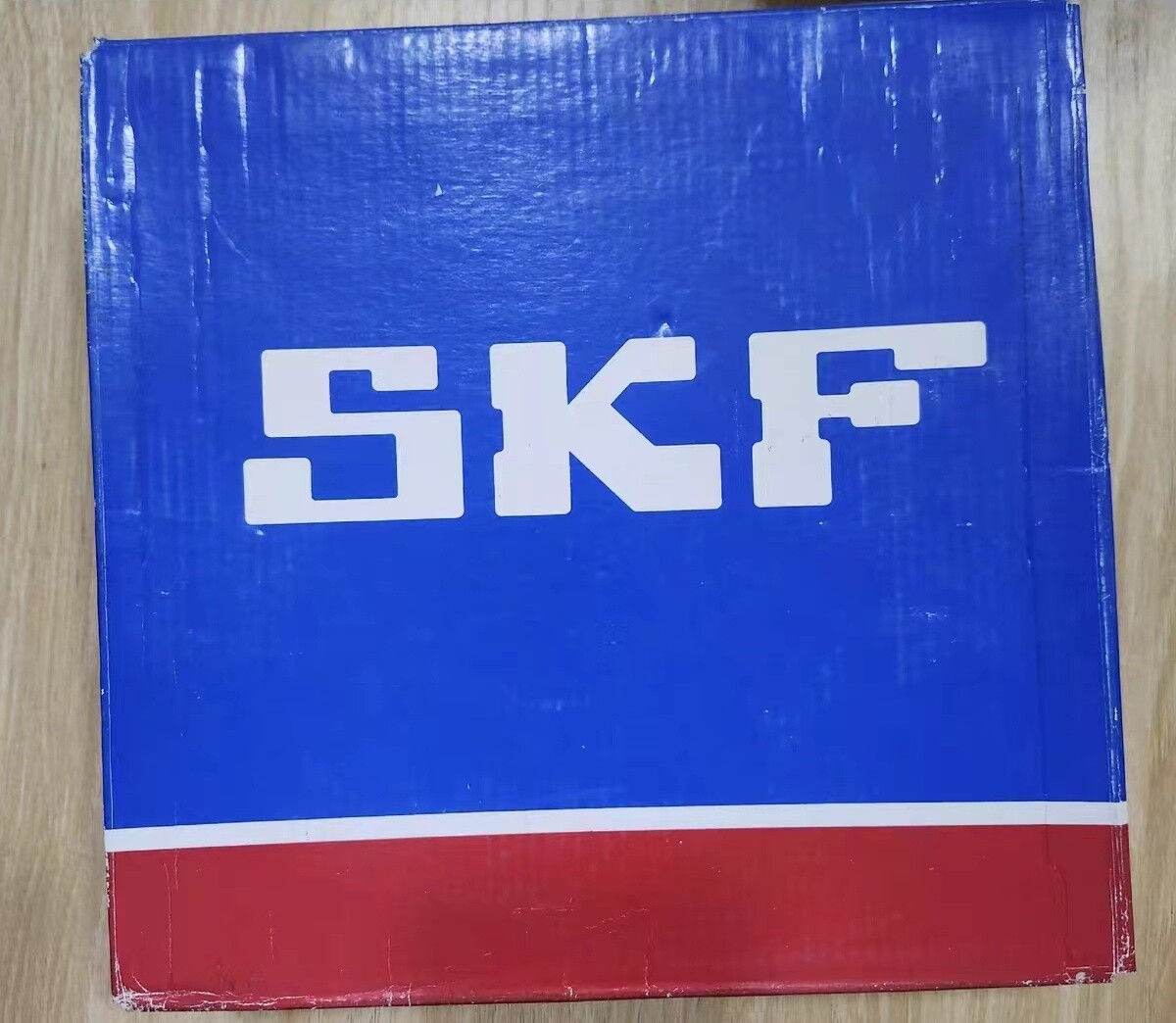 1PC SKF 23028 CC/W33 spherical roller bearing