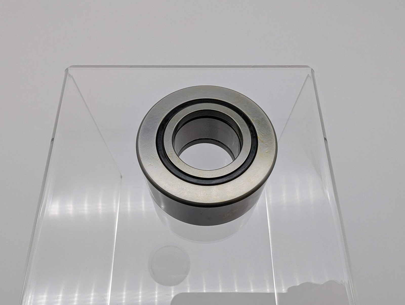 NTN NUTR206X Flat Yoke Roller Bearing 62 Roller Dia 28mm Bore Dia 28mm Roller W