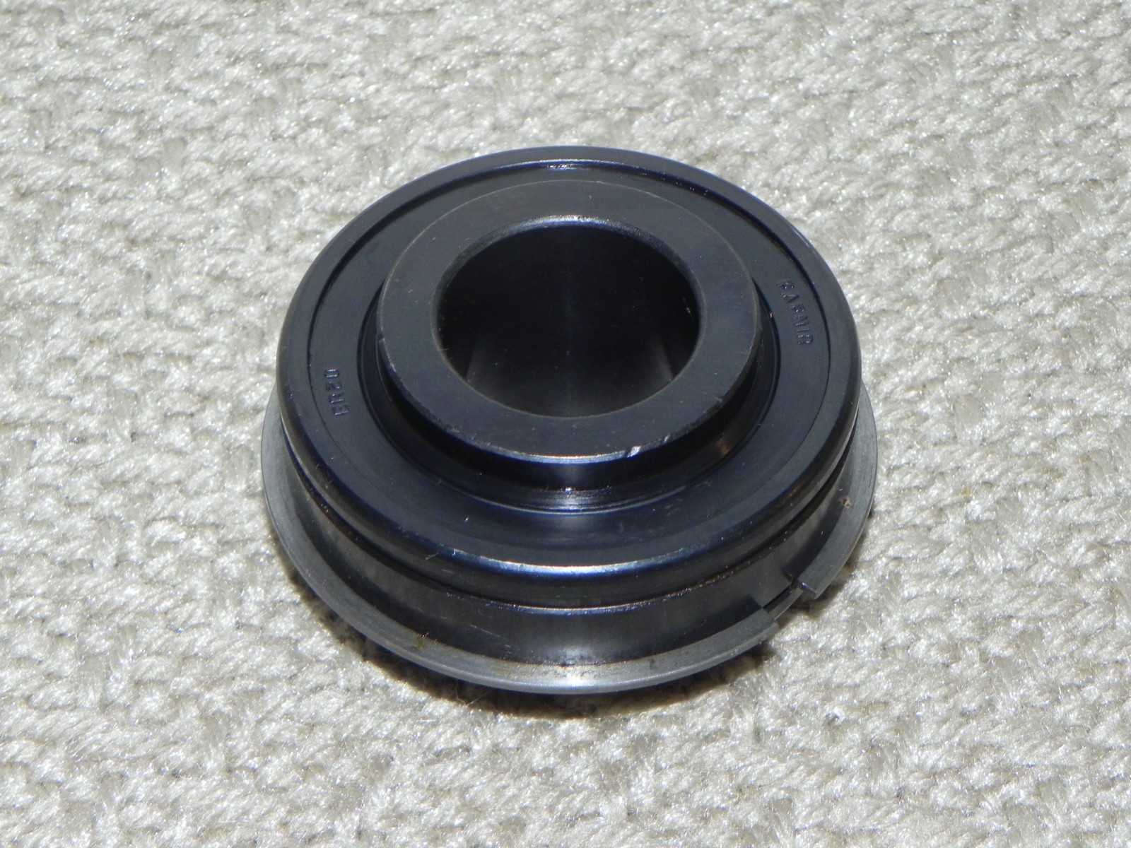 Fafnir ER20 Insert Bearing, cylindrical outer ring, 1-1/4 inches (31.75 mm) Bore