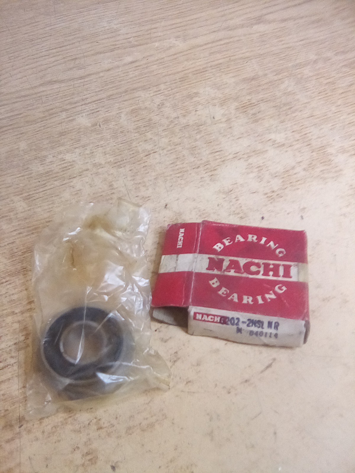 Nachi 6202-2NSLNR Bearing