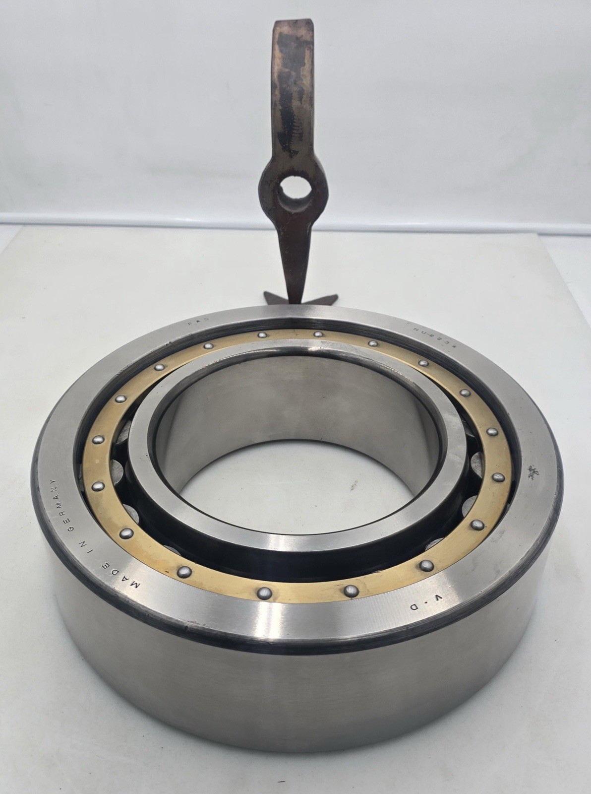 FAG NU2234-E-M1 Cylindrical Roller Bearing Straight 170-Bore Brass Cage NEW OEM