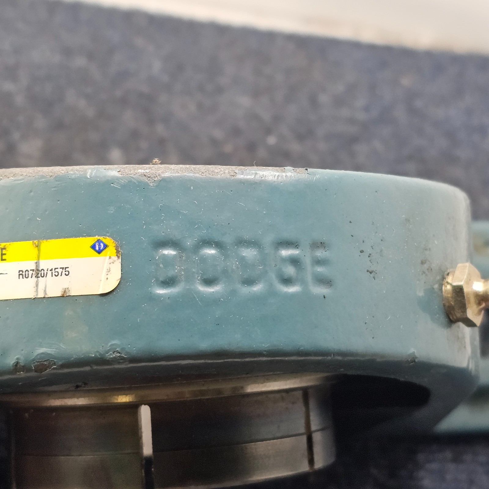 DODGE 128719: DL 2-7/16 Two-Bolt Pillow Block Non-Expansion Cast Iron