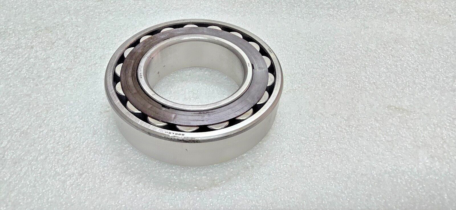 22212 HK Spherical Roller Bearing NEW OPEN NSK JAPAN NYLON CAGE 22212K