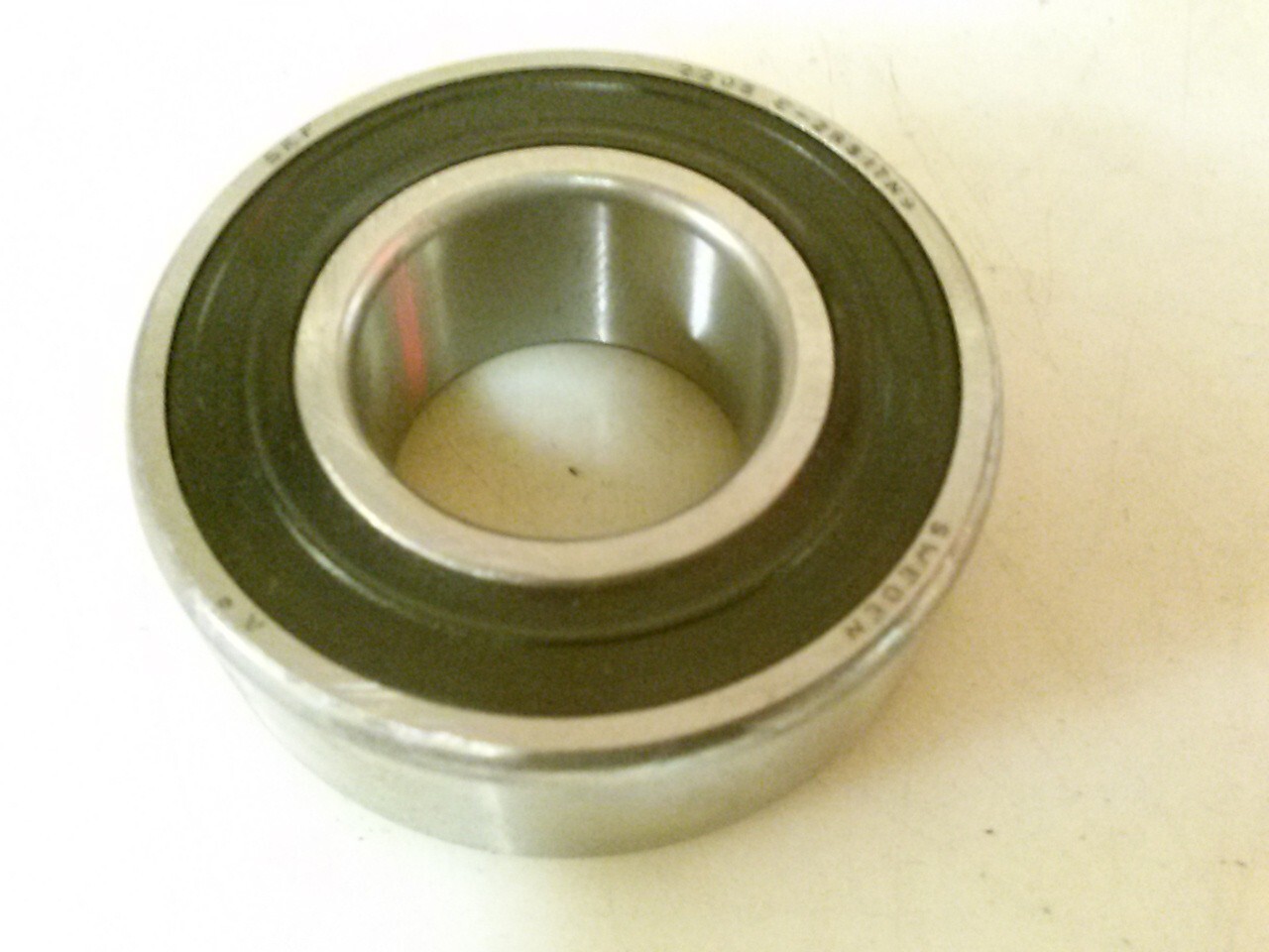SKF 2205E 2RS1 TN9 double row self aligning ball bearing, made in Sweden.