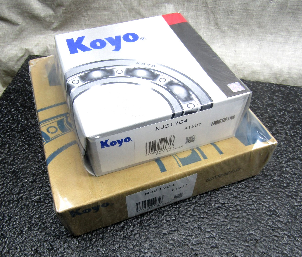 Koyo NJ317 C4 85mm X 180mm X 41mm Cylindrical Roller Bearing