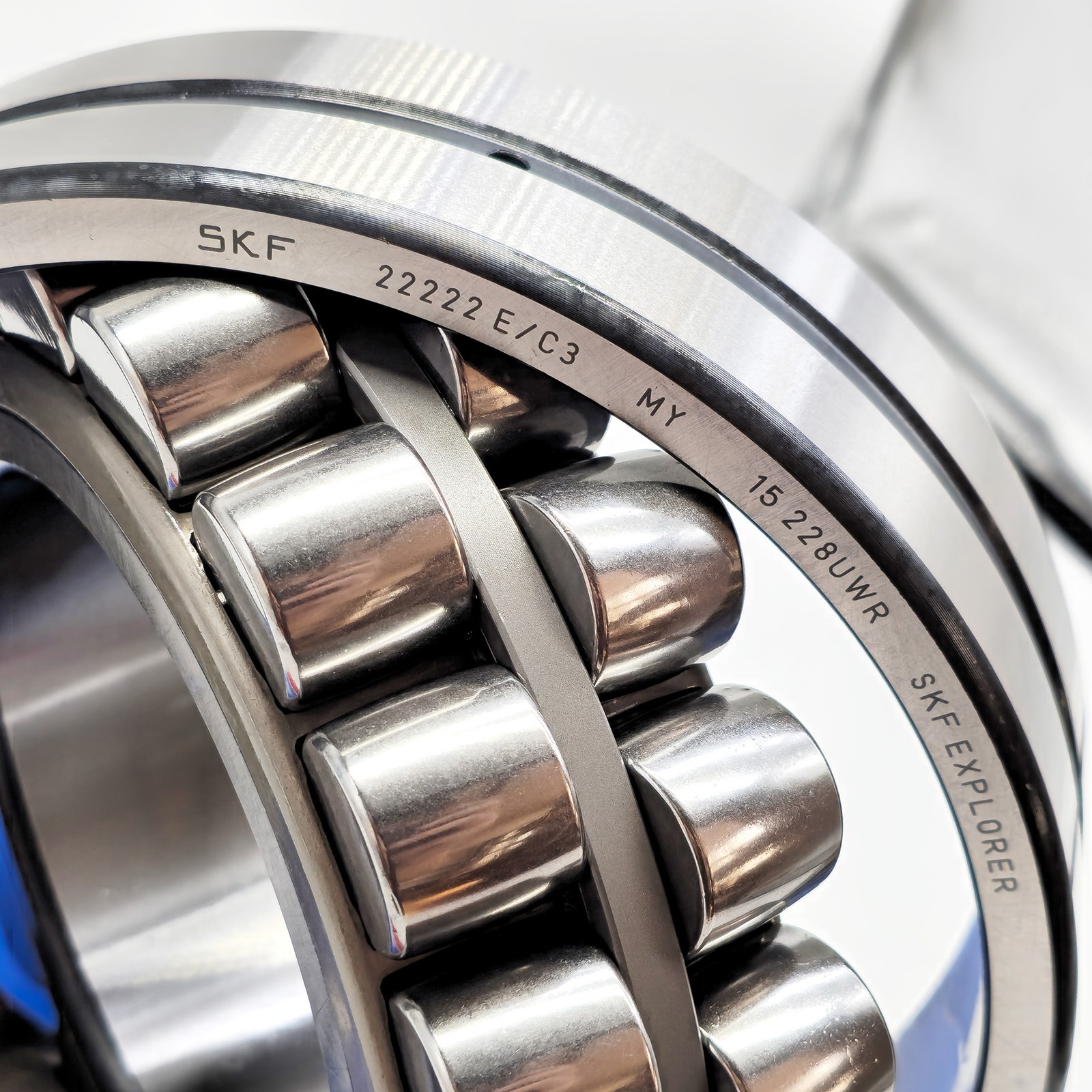 NEW Spherical Roller Bearing For SKF 22222 E C3 110x200x53mm