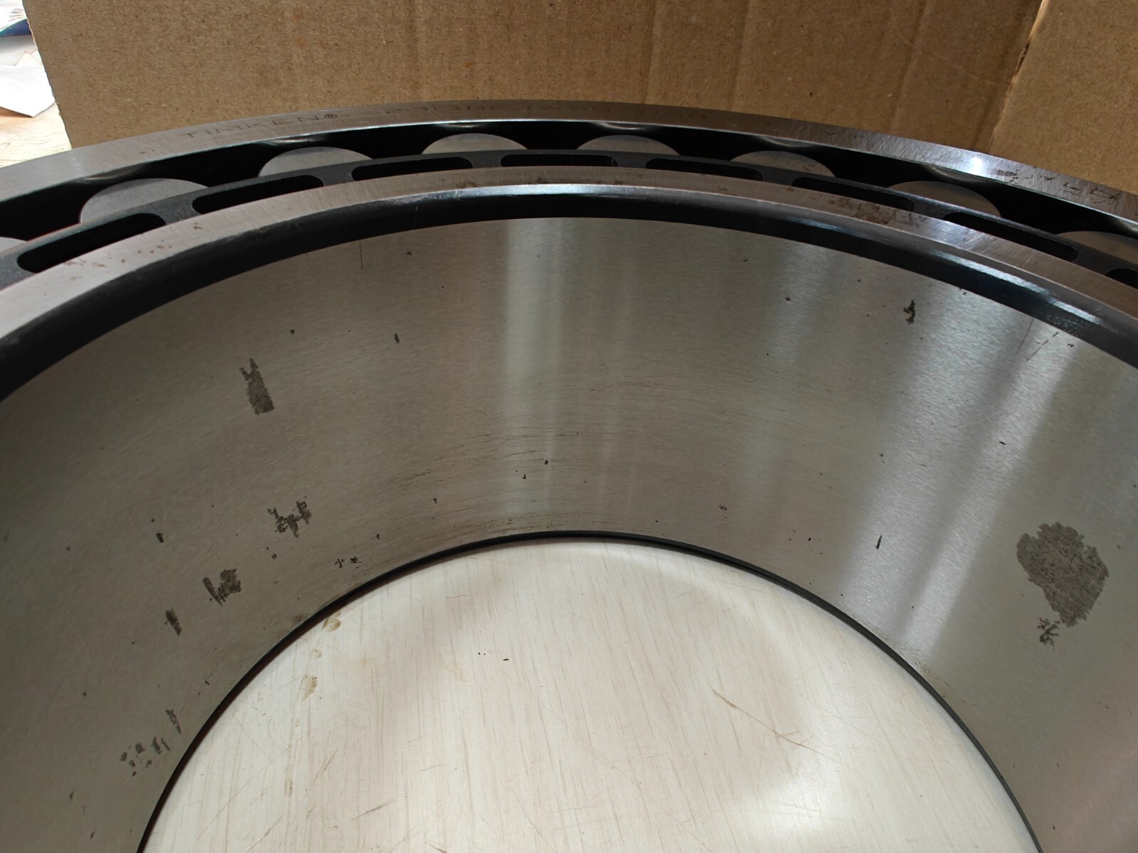 23138 EJ C3 TIMKEN 23138EJW507C08C3 Spherical Roller Bearing 190 x 320 x 104 mm