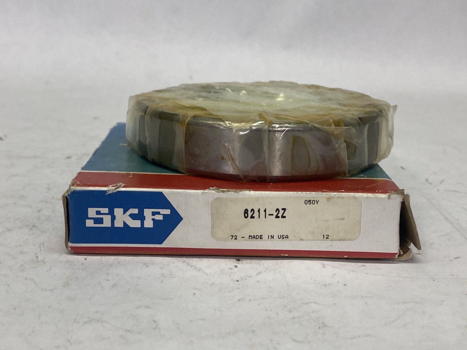 NEW SKF 55mm ID 100mm OD 21mm W Double Shielded Deep Groove Ball Bearing 6211-2Z