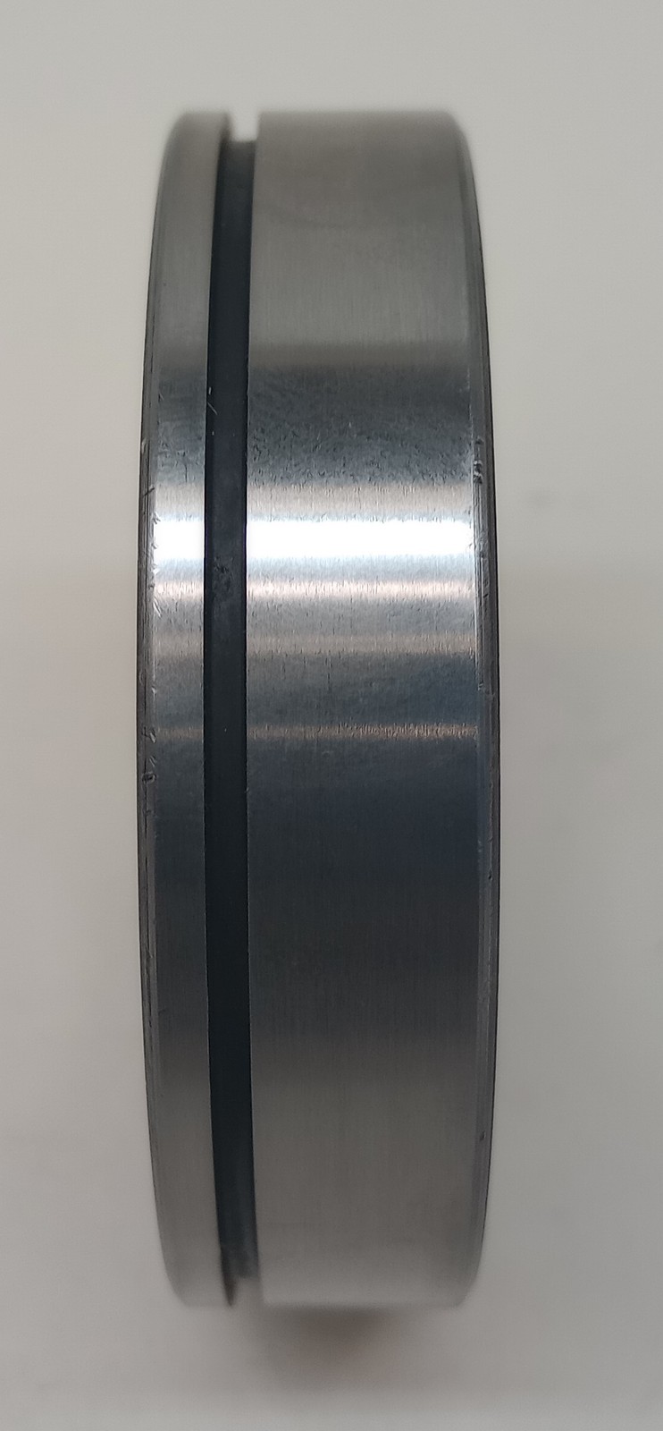 Fafnir 207KDG Ball Bearing 35mm X 72mm X 17mm Single Shielded No Snap Ring
