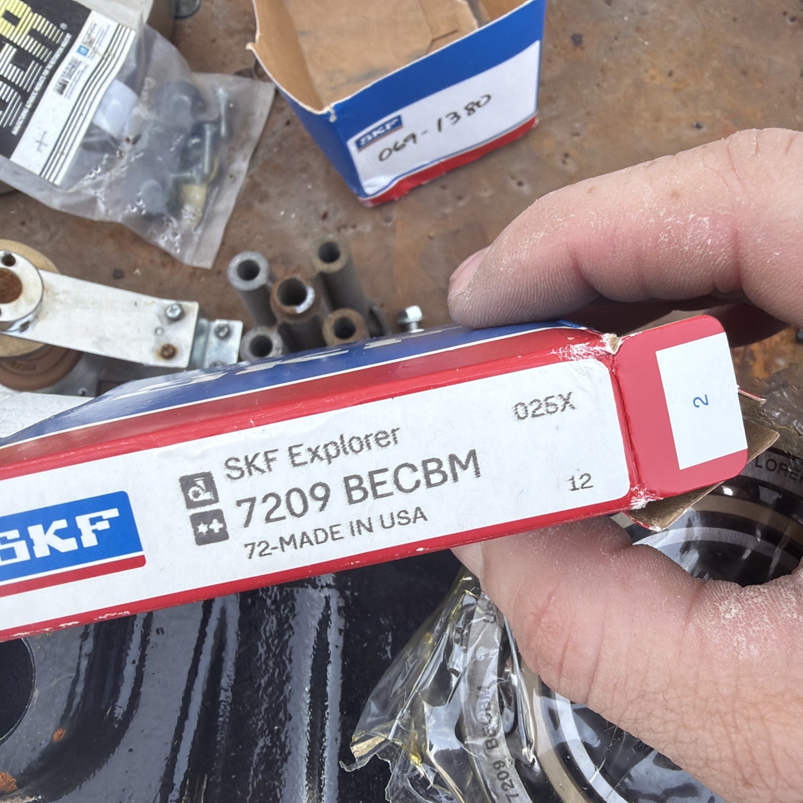 NEW SKF 7209 BECBM single row angular contact ball bearing 1PCS