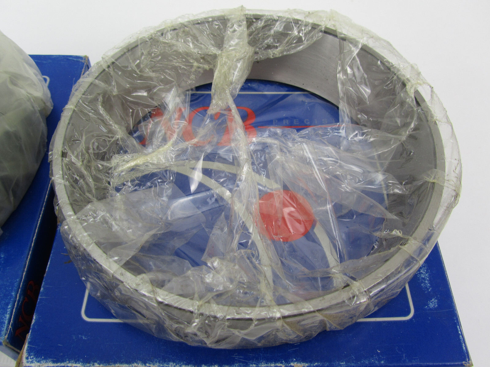 New NOS RCB Bower Tapered Roller Bearing with Cup HM218248 HM212011 653