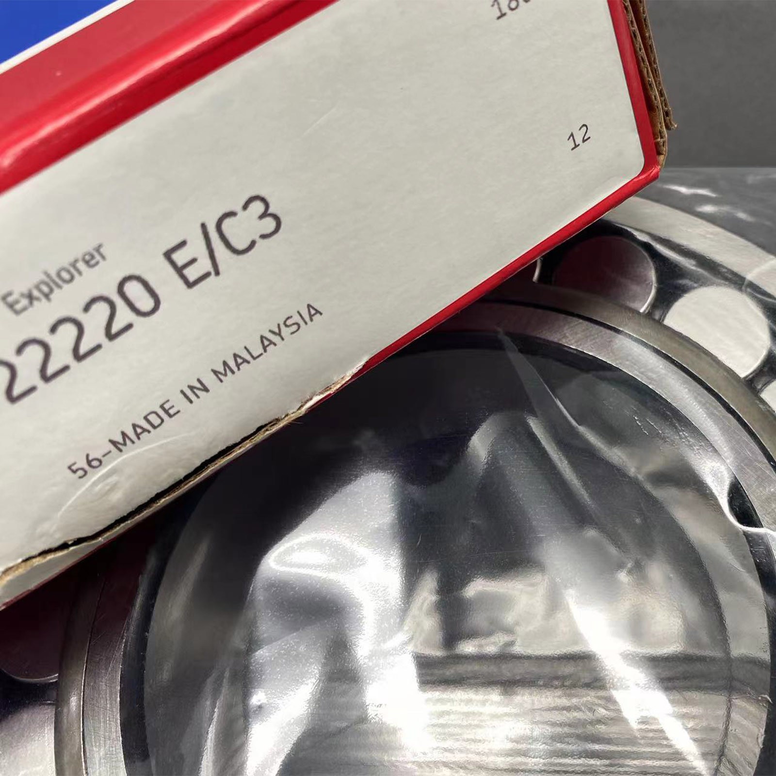 New 22220 E C3 SPHERICAL ROLLER BEARING 100x180x46 mm 22220EC3 22220E C3 S-K-F