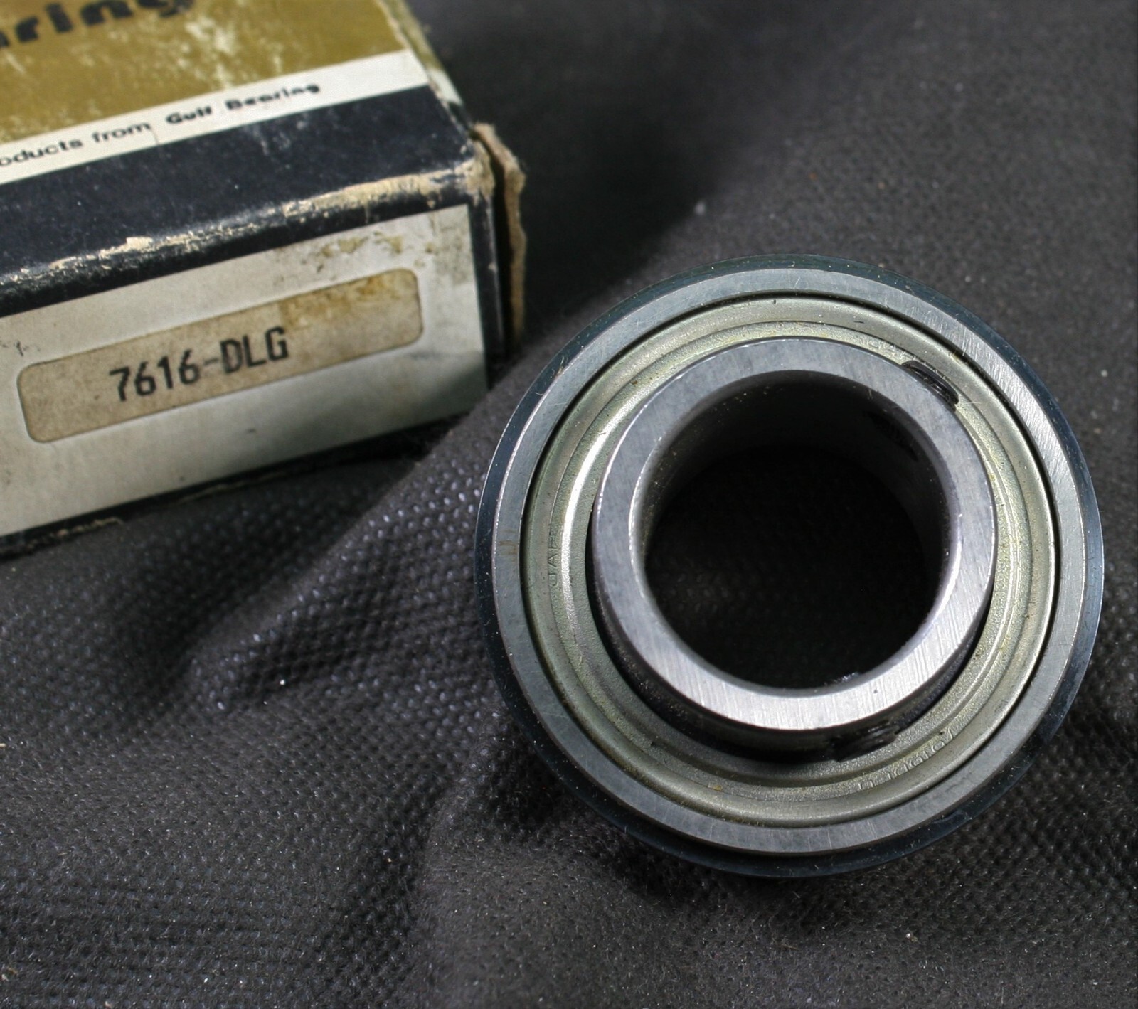 One (1) JAF 7616 DLG Deep Groove Bearing 1″ ID w Snap Ring