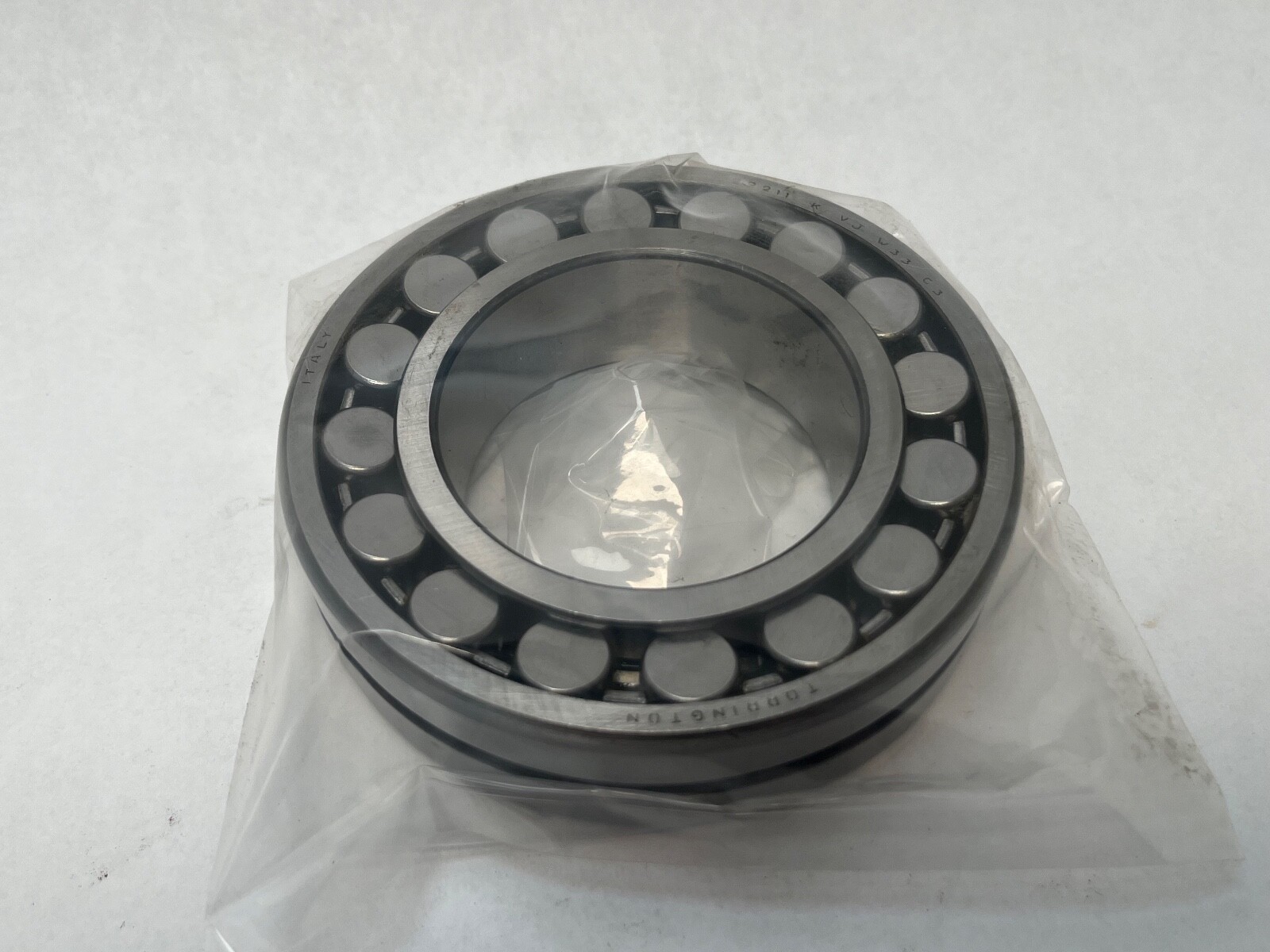 Torrington 22211KVJW33C3 Bearing 55x100x25mm 22211-K-VJ-W33-C3 USA
