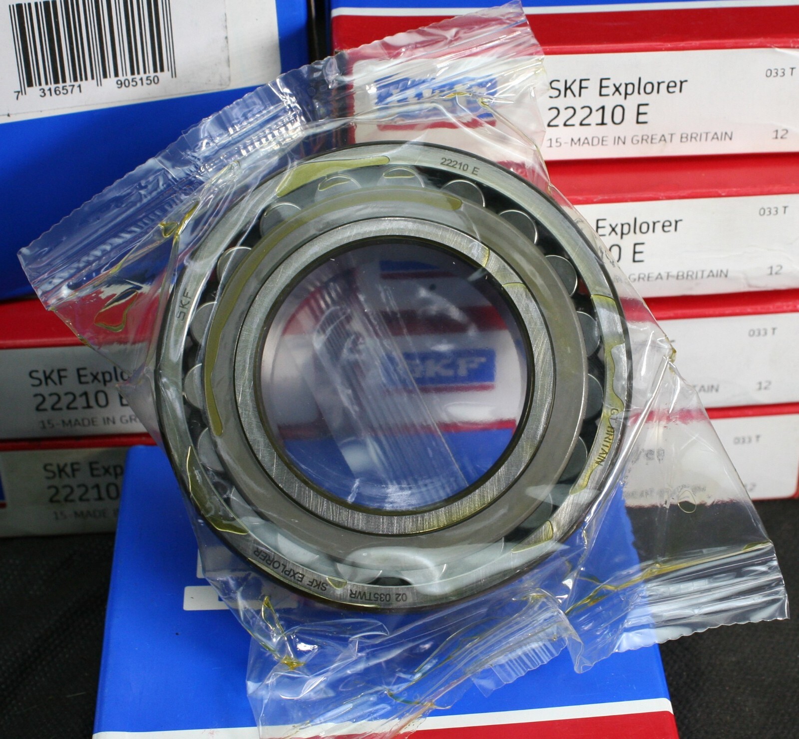 One (1) SKF 22210 E Explorer Spherical Roller Bearing 50 MM Great Britain NEW