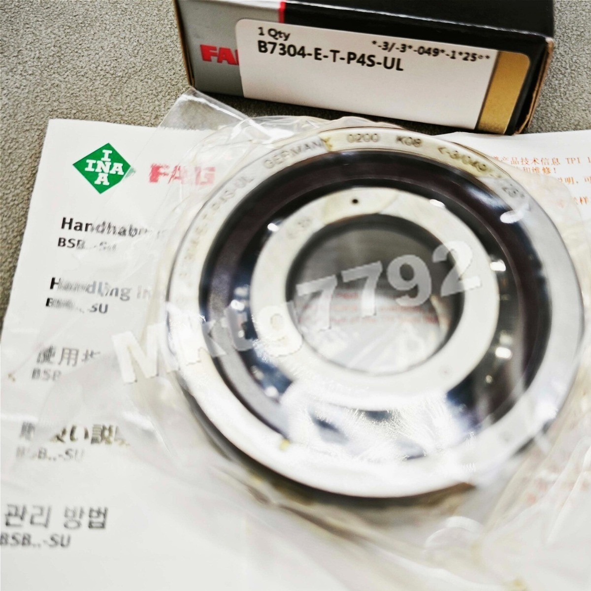 NEW Angular Contact Ball Bearing Single Row For 20x52x15mm FAG B7304-E-T-P4S-UL