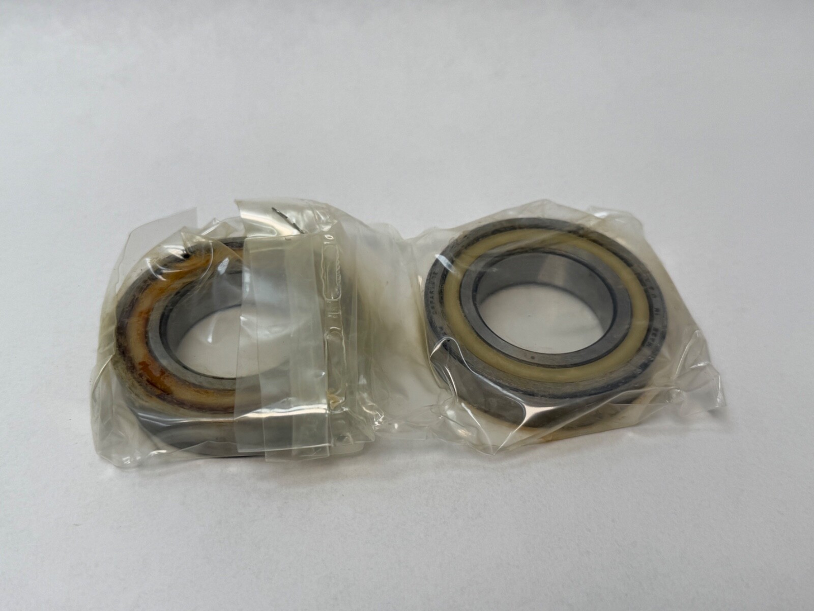 NDH Q0L07DT Angular Bearing 7007C Q-0L07-DT-X7097HE6 35x62x14 mm 2 Pcs