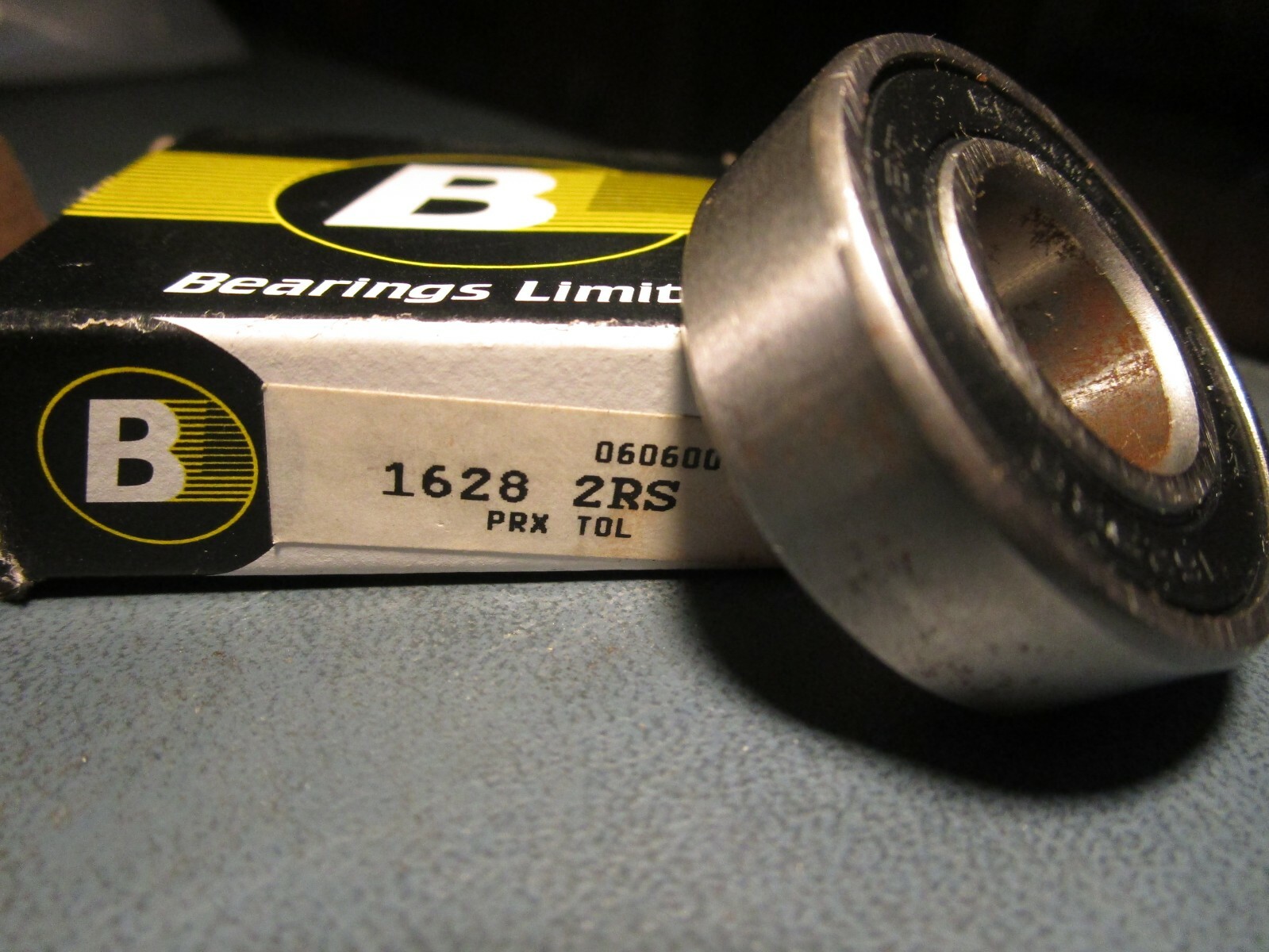 1628 2RS 0.6250″ Bore x 1-5/8″ OD x 1/2″ W Radial Ball Bearing