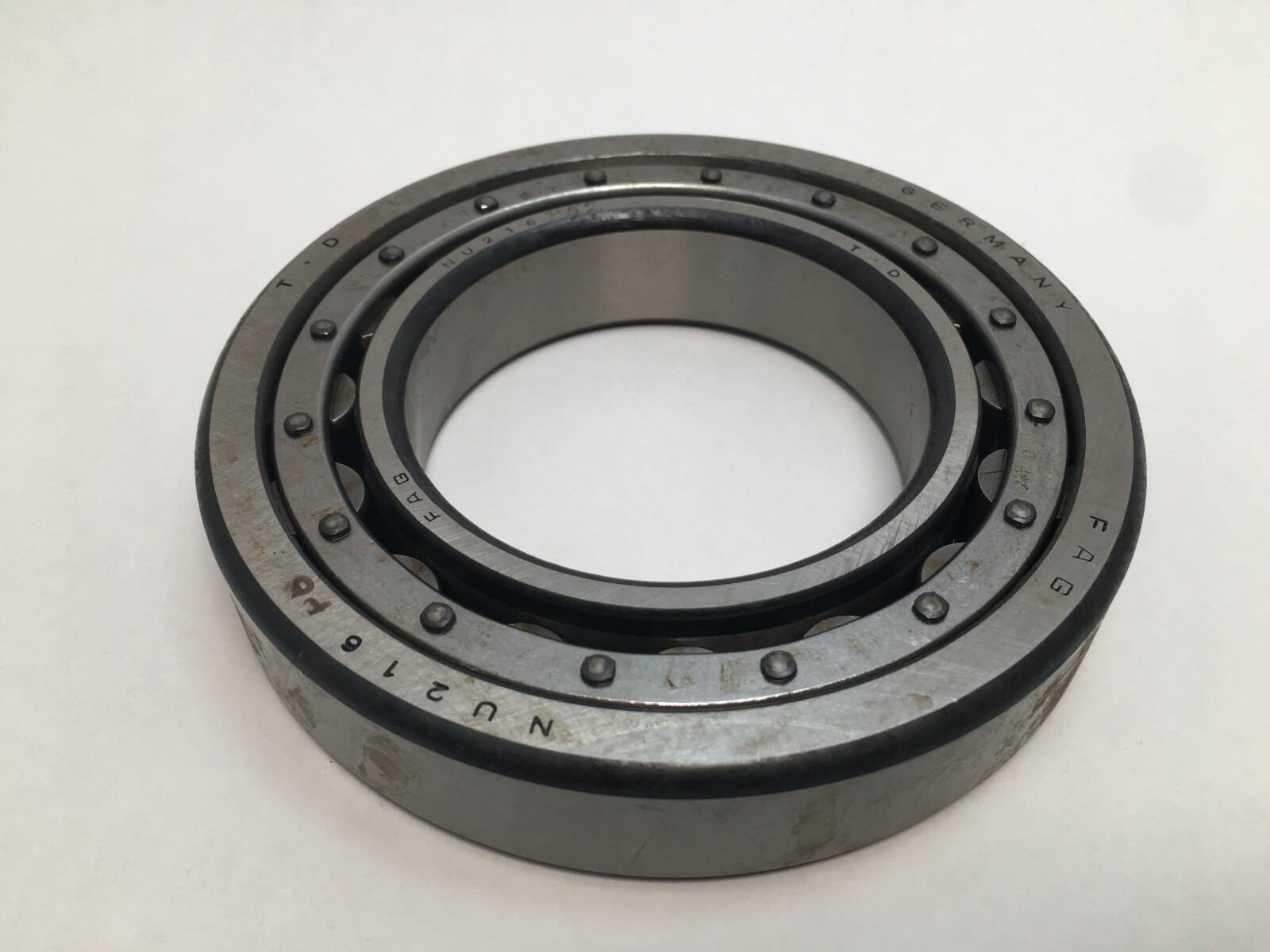 FAG NU216.P52 Cylindrical Bearing NU216 NU-216-P52 80x140x26 mm