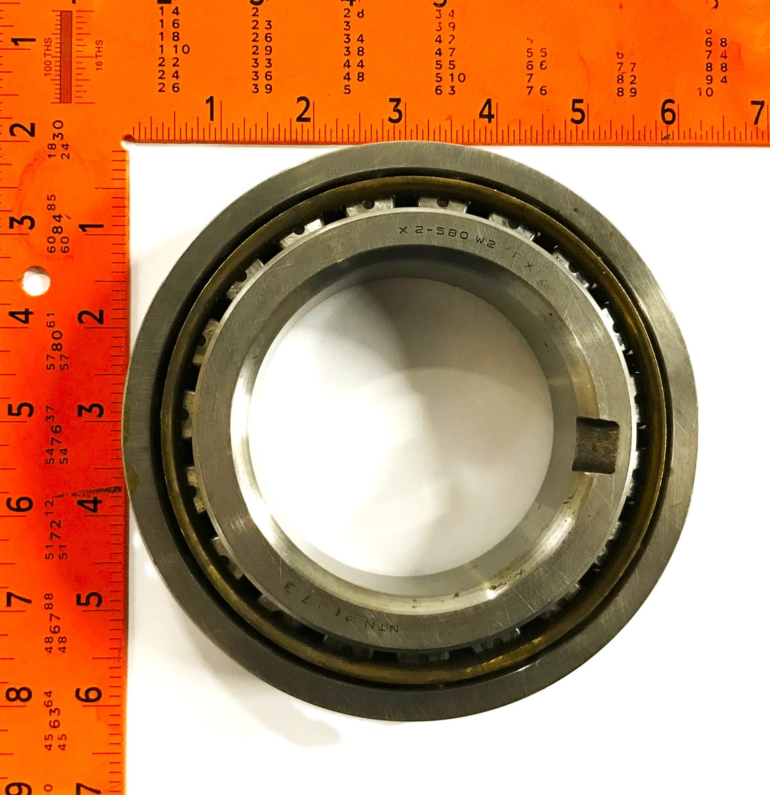 NTN Tapered Roller Bearing Cone with Flanged Cup X2-580W2/572B-PXI NOS