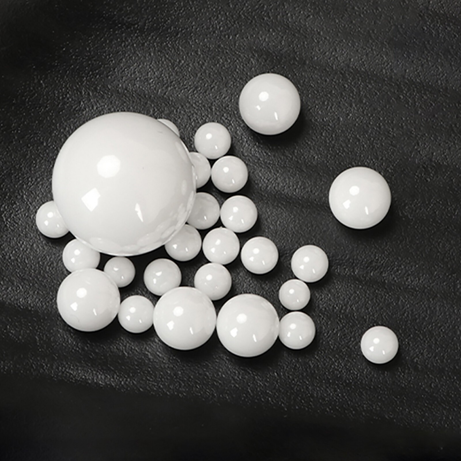 Grade 10 ZrO2 Zirconia Oxide Ball G10 Ceramic Bearing Balls Polish 10.319mm-20mm