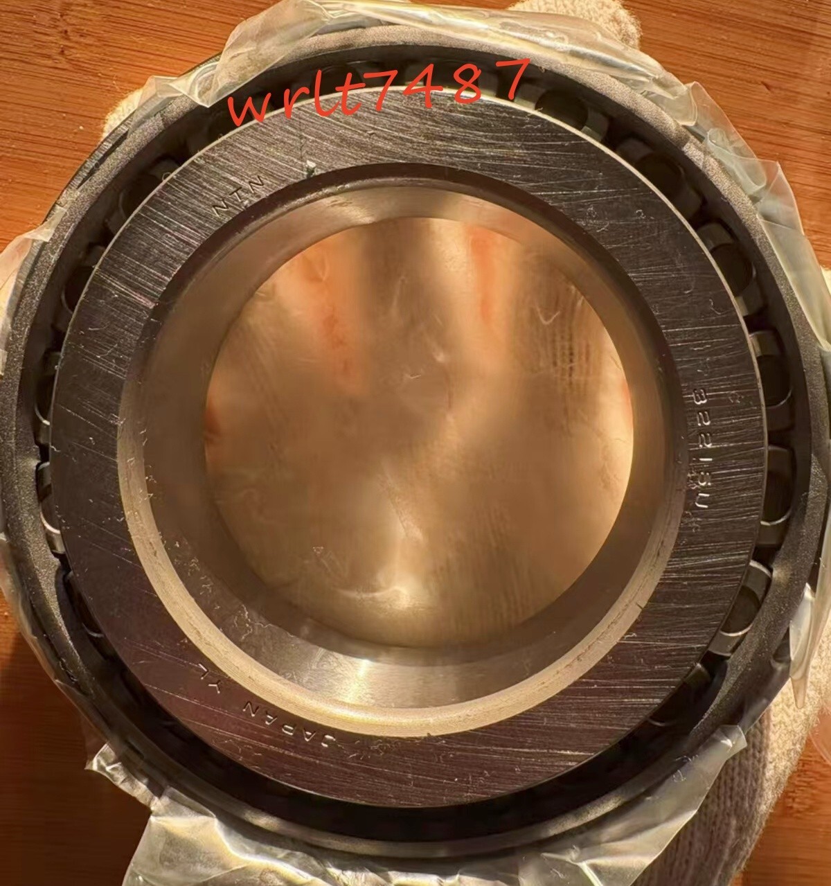 1PC NTN 32215U tapered roller bearing