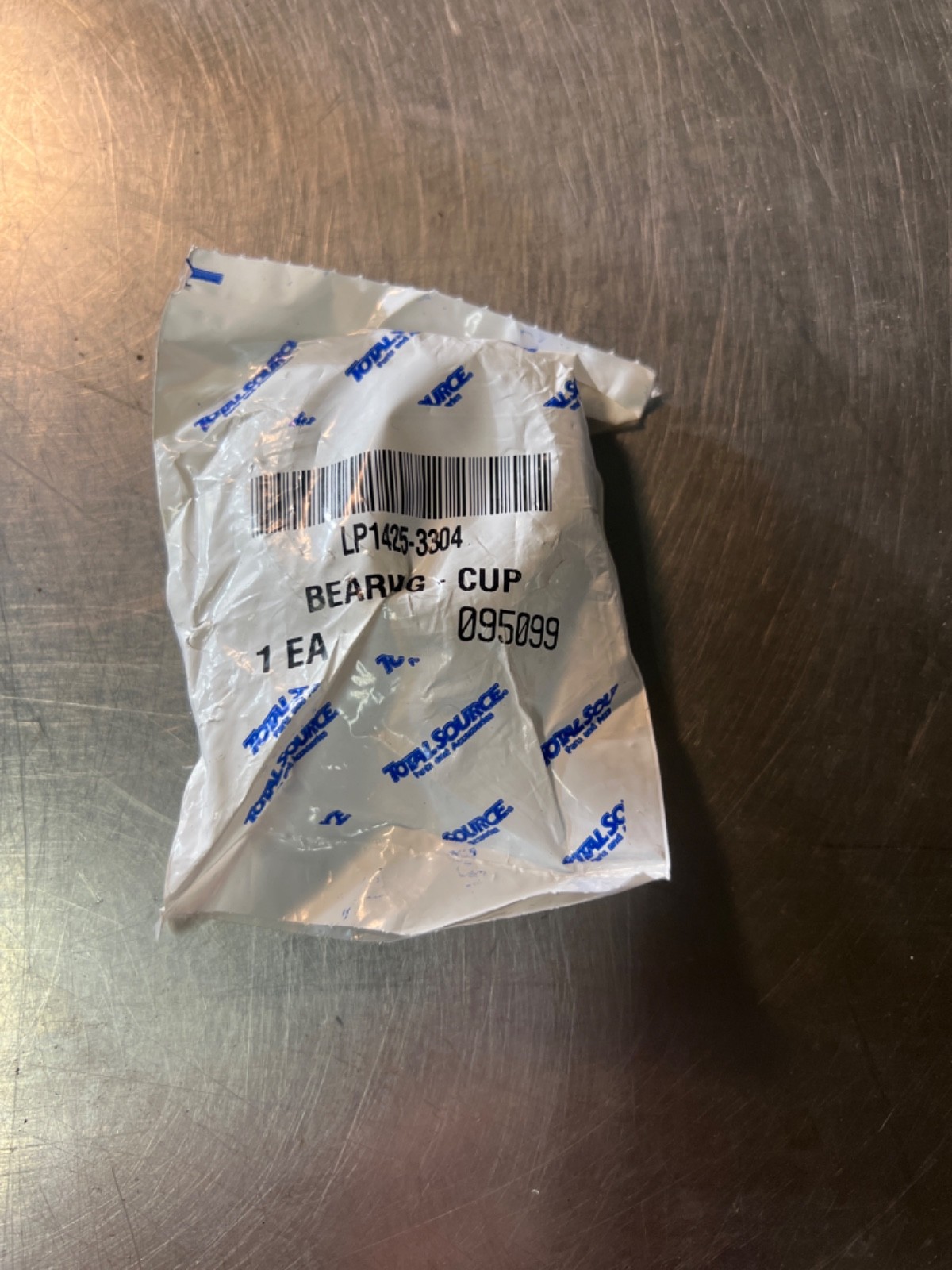 Total Source Bearing CUP LP1425-3304 NOS