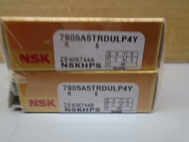 New old Stock NSK 7905A5TRDULP4Y Bearing set N137