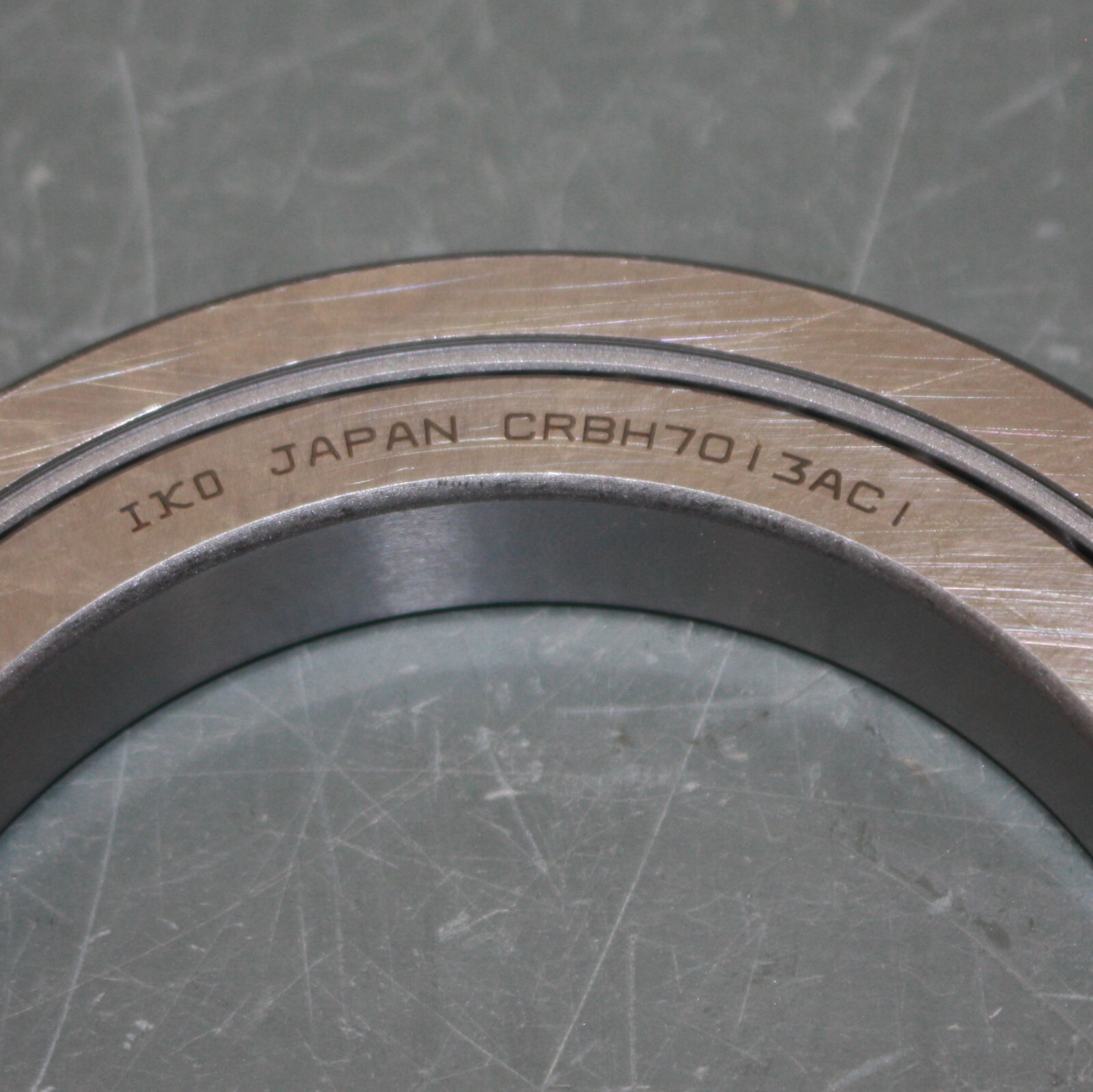 IKO Japan Nippon Thompson Crossed Roller Bearing CRBH7013AC1 70mm x 100mm x 13mm