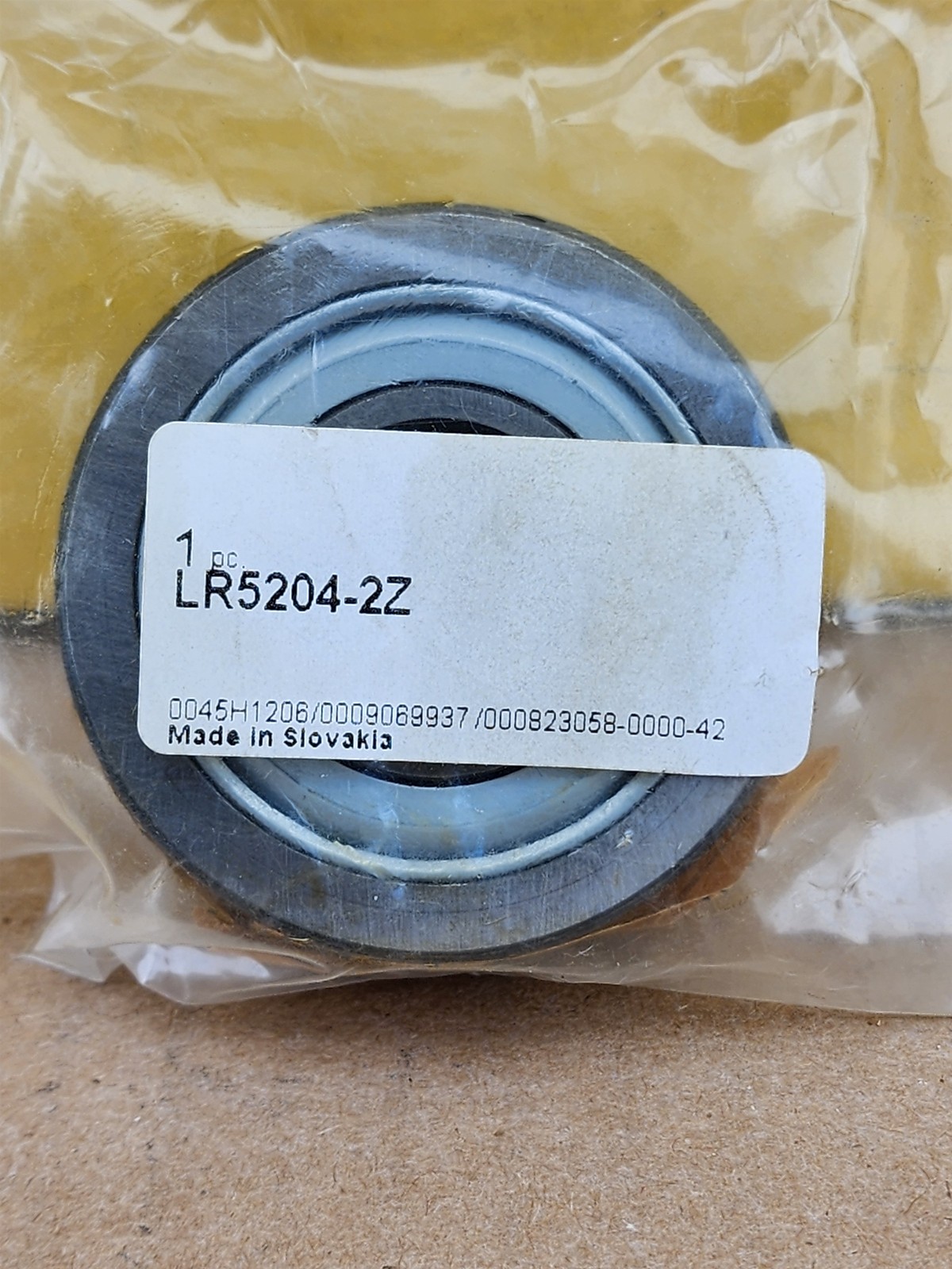 NEW INA LR5204-2Z Track Roller Bearing, Yolk Type, Double Row 20 x 52 x 20.6 mm